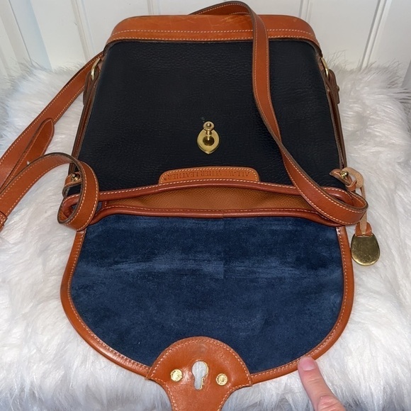 VINTAGE classic black pebbled leather Dooney Bourke Calvary spectator bag large - Picture 12 of 17